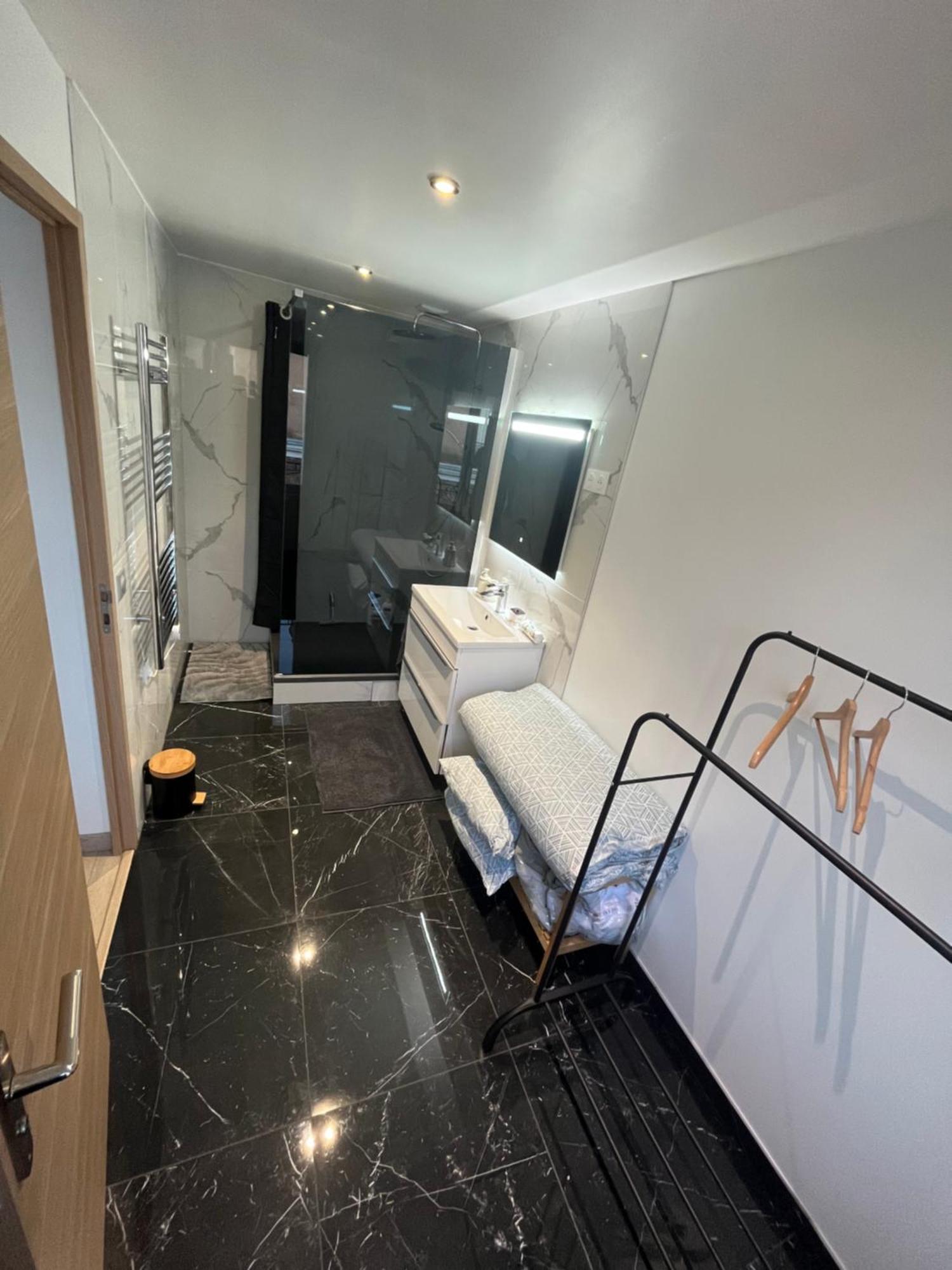 Appart 4 Personnes Proche Paris Tour Eiffel Мёдон Экстерьер фото